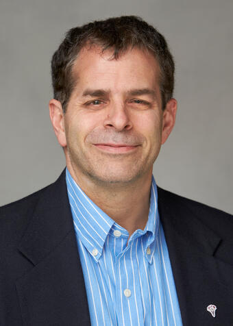 Headshot of Martin Schiller